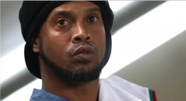[Football international] : Ronaldinho dans la tourmente?