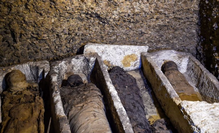 Des momies de plus de 2000 ans découvertes en Egypte