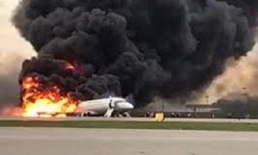 41 morts dans l'attérrissage d'un avion en feu en Russie