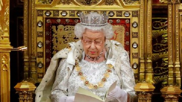 Coronavirus: la reine Elizabeth II s’adresse aux britanniques, la 4ème fois en 68 ans de règne