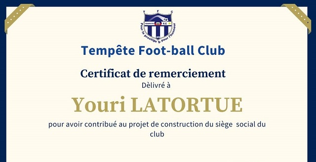Le sénateur Youri Latortue fait don de 200,000.00 Gourdes au Tempête FC