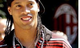 L'ancienne star du football brésilien, Ronaldinho remis en liberté après plus de cinq mois de détention