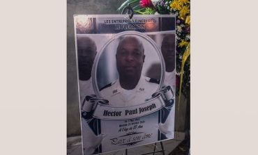 Funérailles de l’Inspecteur Divisionnaire Hector Paul Joseph, tué lors de l’évasion à la prison civile de la croix-des-bouquets