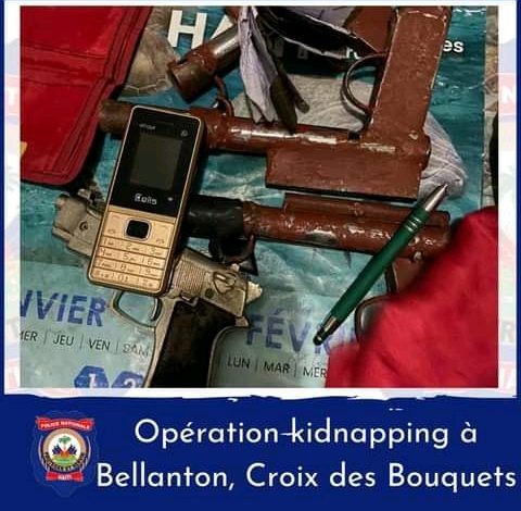 Opération policière à Croix-des-Bouquets : un otage a été libéré, d’autres objets trouvés