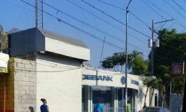 Une succursale de la Sogebank vandalisée à Martissan
