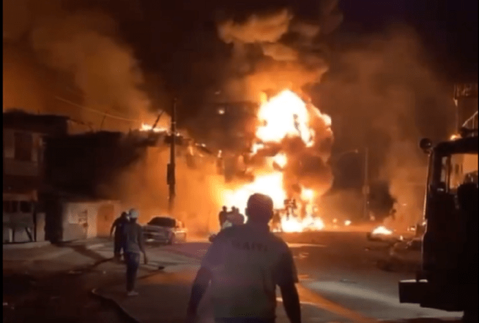 Cap-Haïtien : l’explosion d’un camion citerne rempli d’essence fait plus de 40 morts