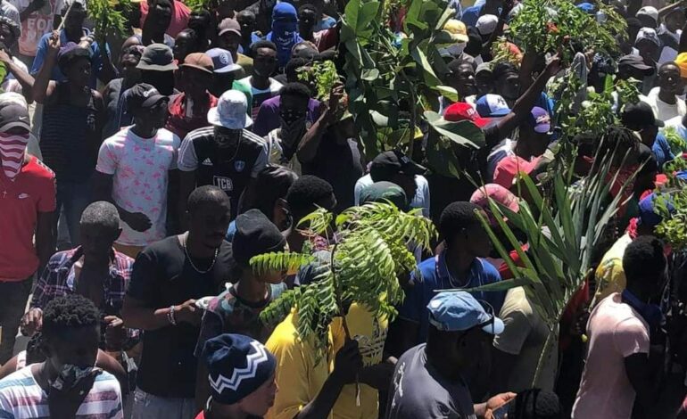 Haïti : plusieurs milliers de personnes ont gagné les rues contre le gouvernement d’Ariel Henry 