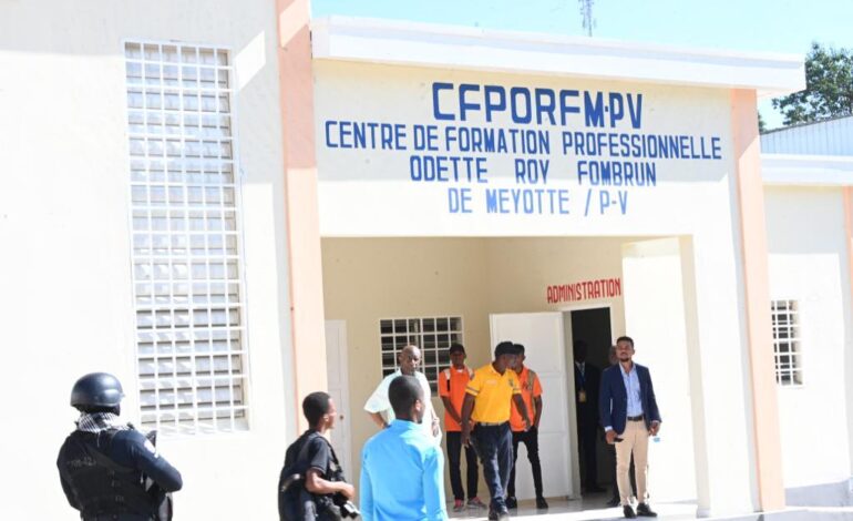Le Gouvernement inaugure le Centre de Formation professionnelle Odette Roy Fombrun de Meyotte