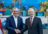 Crise haïtiano-dominicaine : Tony Blair rencontre Luis Abinader 