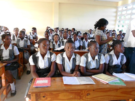 Le MENFP reçoit les dossiers des enseignants compétents pour l’enseignement des nouvelles matières